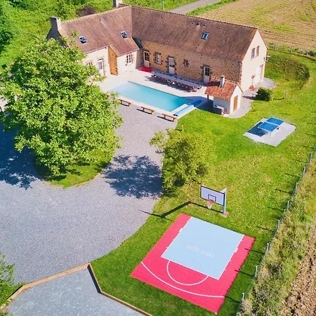 Crazy Chateaubert 28 - Heated Pool - Basket - 2h Paris - 30p Villa
