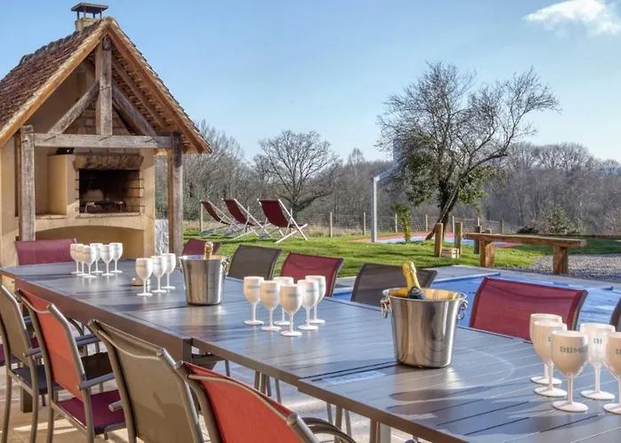 Vila Crazy Chateaubert 28 - Heated Pool - Basket - 2h Paris - 30p La Chapelle-Saint-Fray