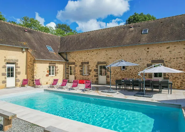Vila Crazy Chateaubert 28 - Heated Pool - Basket - 2h Paris - 30p La Chapelle-Saint-Fray